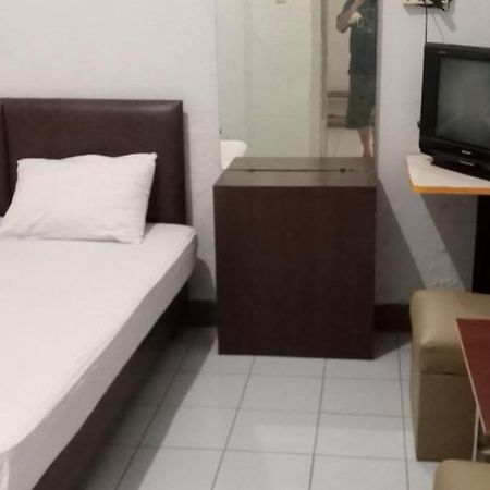 Hotel Maya Тегал Экстерьер фото