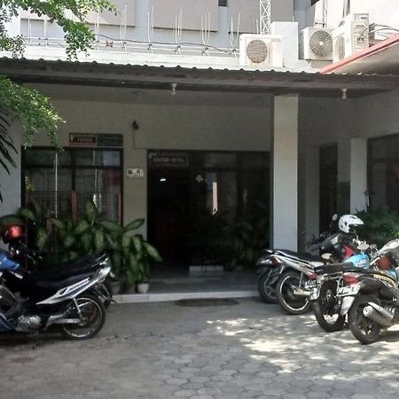 Hotel Maya Тегал Экстерьер фото